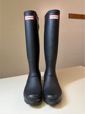 Hunter Original Tall Black Rain Boots Size 7